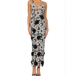 HELSI Norah Floral Appliqué Gown, SIZE Large